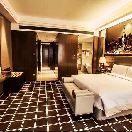 Royal Century Hotel Sanghaj Kültér fotó