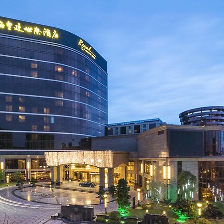 Royal Century Hotel Sanghaj Kültér fotó