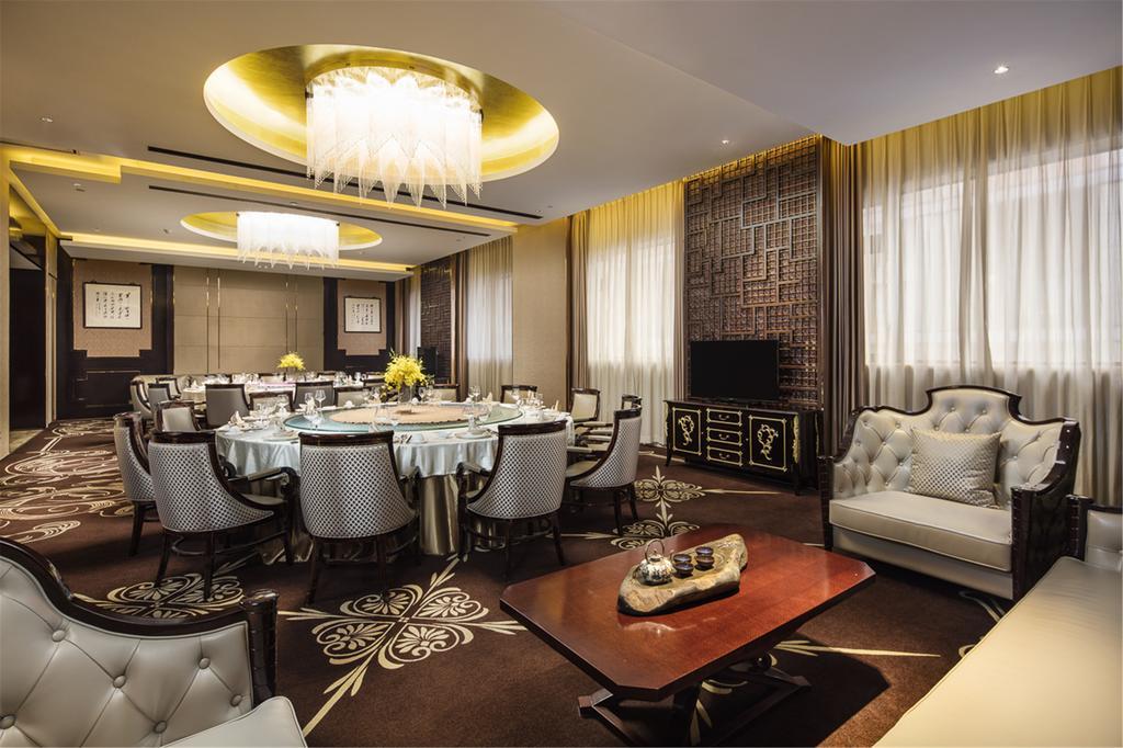 Royal Century Hotel Sanghaj Kültér fotó