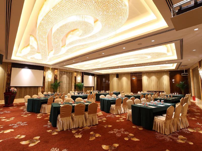 Royal Century Hotel Sanghaj Kültér fotó