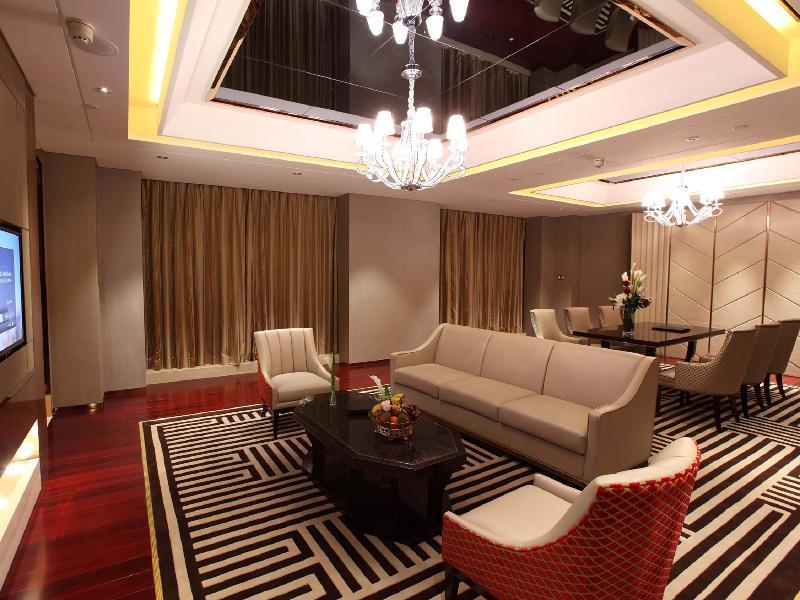 Royal Century Hotel Sanghaj Kültér fotó